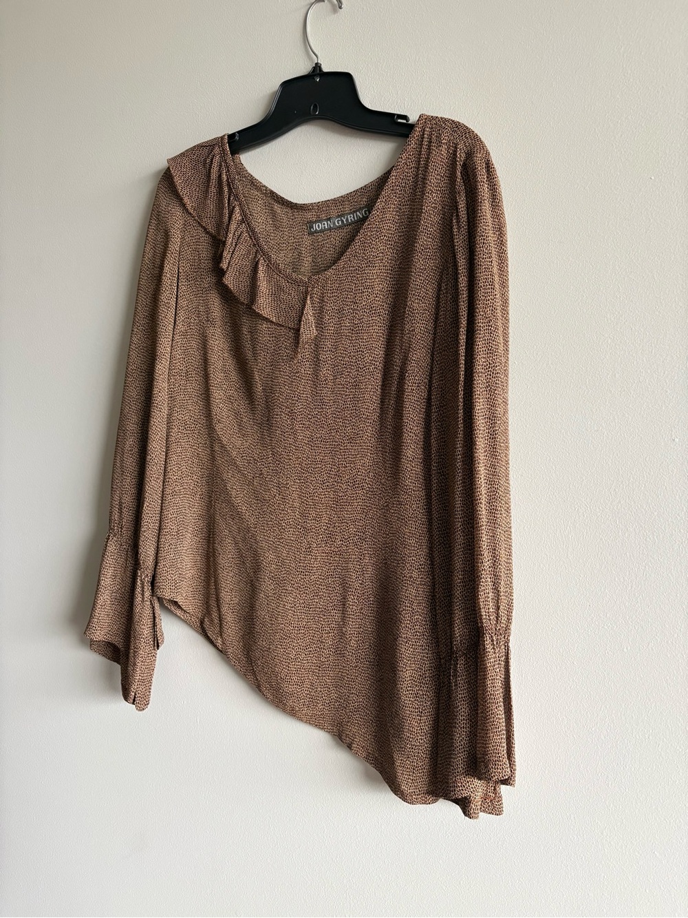 Fun long sleeve slightly sheer long sleeve top
